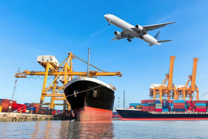 Principales puertos y aeropuertos