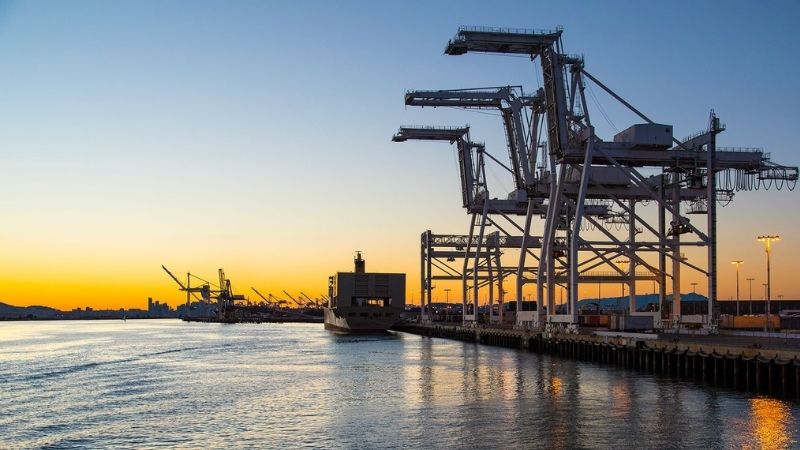 Largest Port in US-OAKLAND